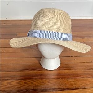 Banana Republic Classic Preppy Straw Vacation Sun Hat | Striped Seersucker Band